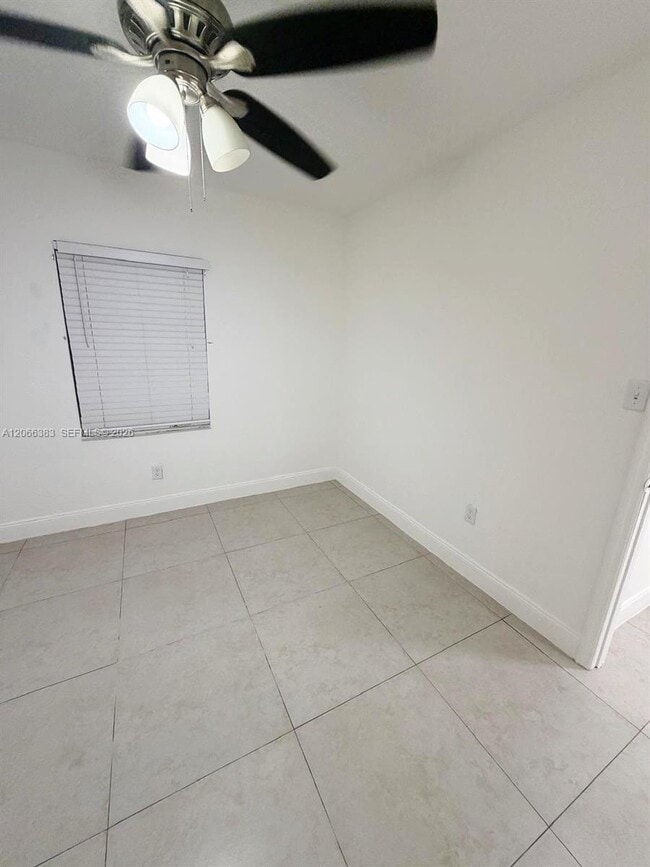 Photo - 716 SW 11th Ave