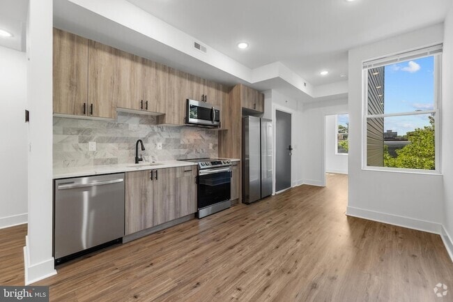 Building Photo - 3934 W Girard Ave Rental