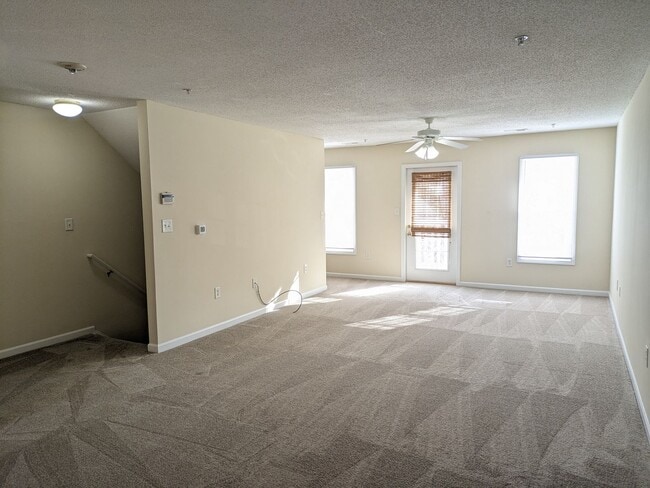 Photo - Large 3 Bedroom Townhome in Mooresville