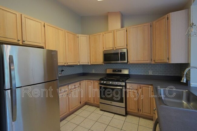 Photo - 1908 Wagon Wheel Cir E