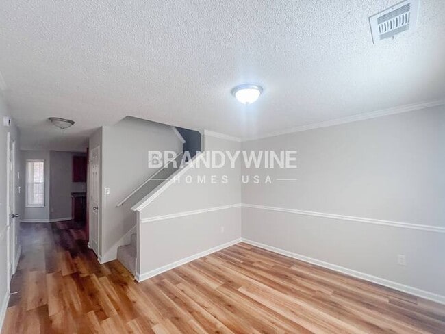 Photo - 7170 Ravenwood Ln