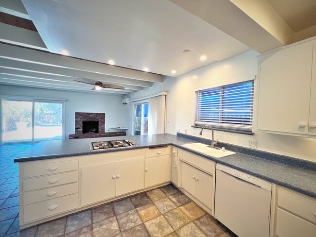 1501 Ocean Ave Unit 1501 Ocean Ave - A