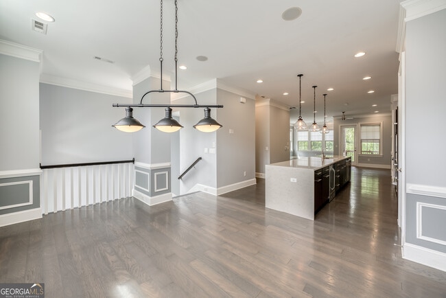 Photo - 1124 Holly Ave