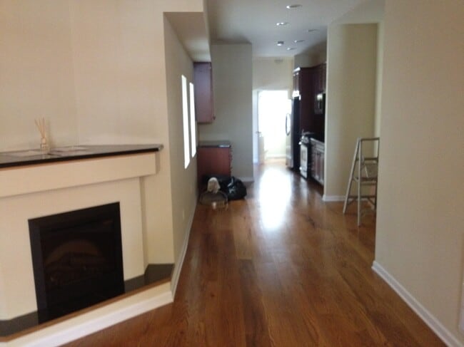 Photo - 2144 Christian St