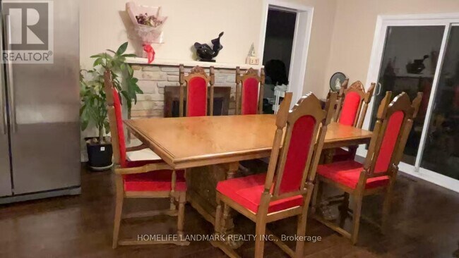 Photo - 37 Allangrove Crescent