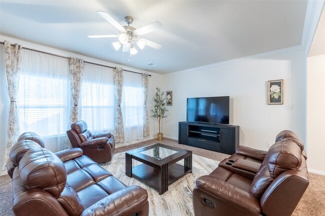 11413 Hackmatack Way
