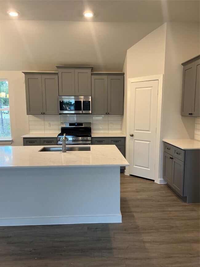 Building Photo - 885 Rd 5102 Rental