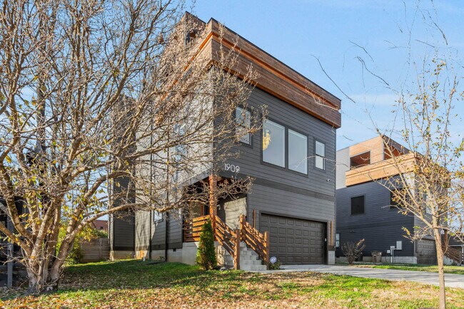 Photo - 1909 Hailey Ave