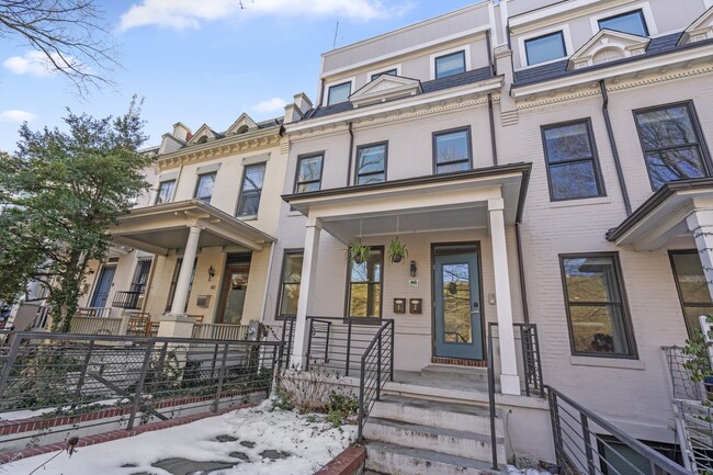 Photo - 142 Bryant St NE Townhome