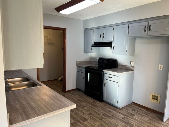 Photo - AVAILABLE NOW! Walking Distance to Silver Springs Park