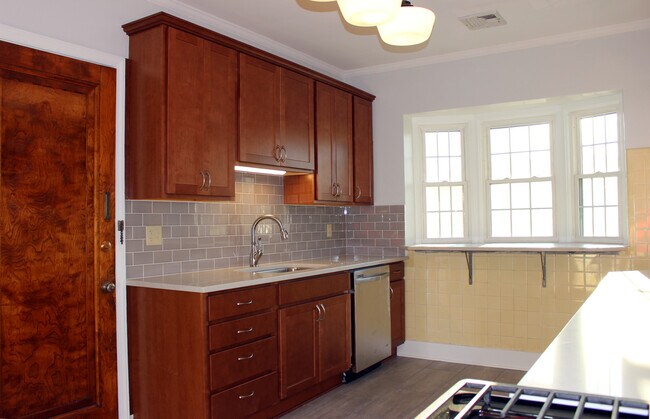 Photo - 40 Gates Cir