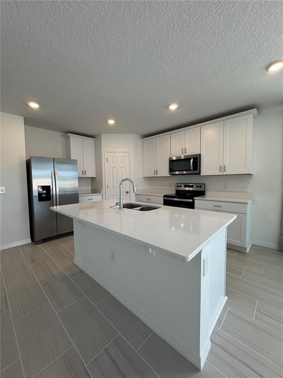 Photo - 3521 Yarian Dr