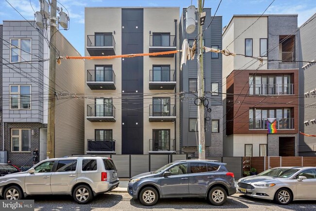 Building Photo - 1617-19 Ridge Ave Unit J Rental