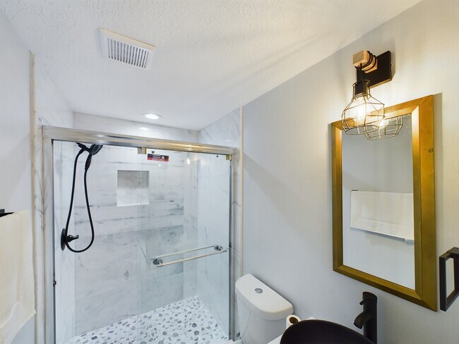 Photo - 7702 Antoine Dr