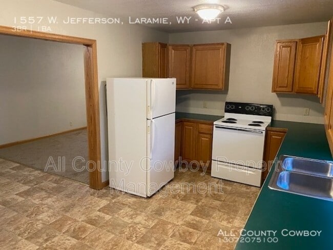 Photo - 1557 W Jefferson St Unit Apt. A