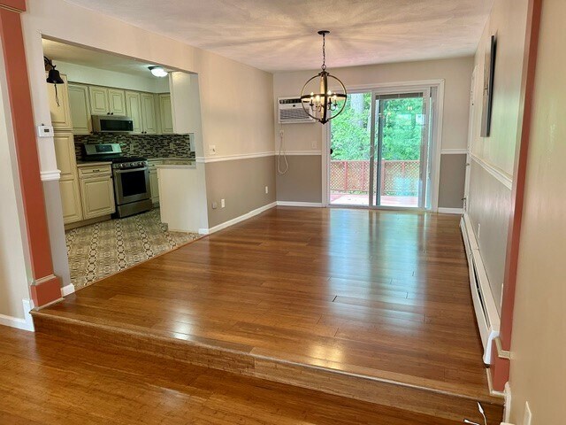 Photo - 143 Oak Park Dr Unit Townhouse w/garage