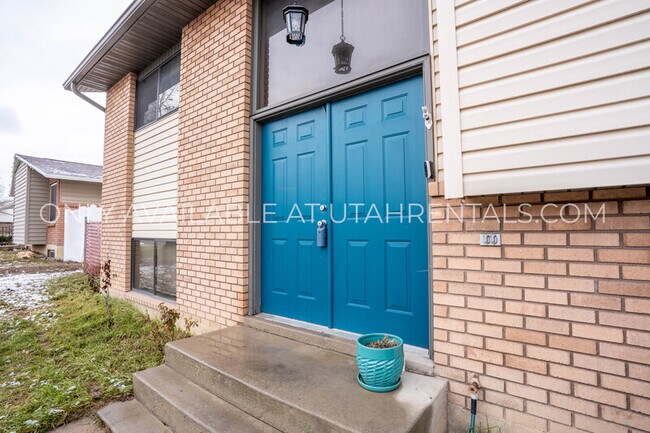 Photo - 771 W 1700 N