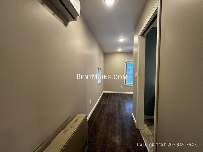 Photo - 126 Western Ave Unidad B