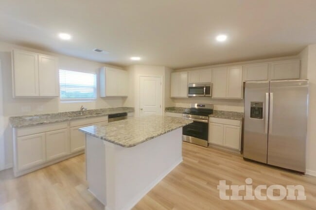 Photo - 609 Cedar Brk Dr