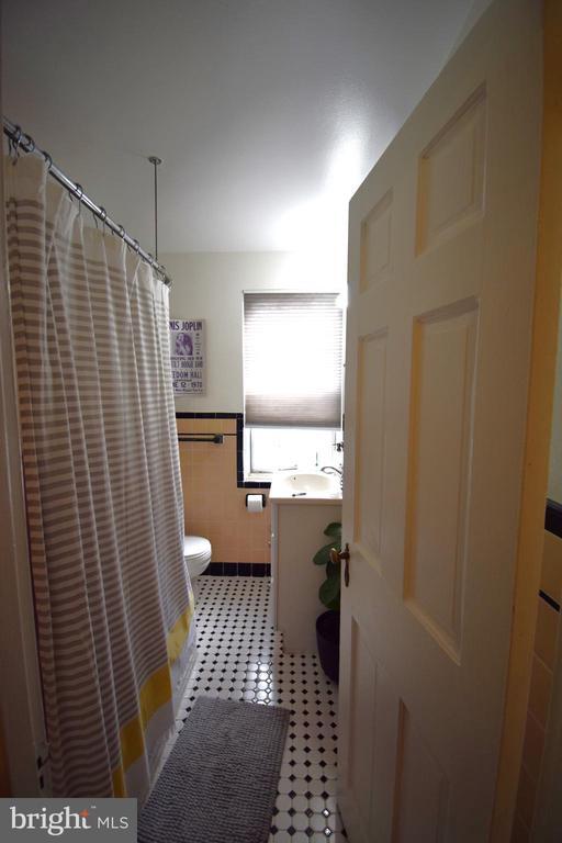 Photo - 115 E Glebe Rd Unit E