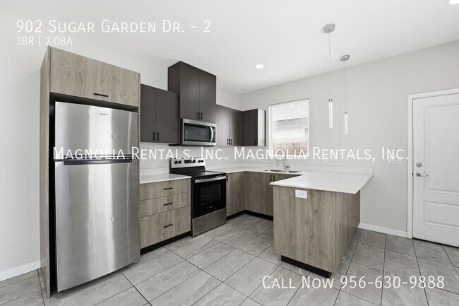 Photo - 902 Sugar Gdn Dr Unit 2