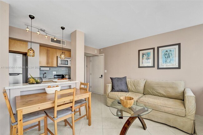 Photo - 209 N Fort Lauderdale Beach Blvd Unidad 7G