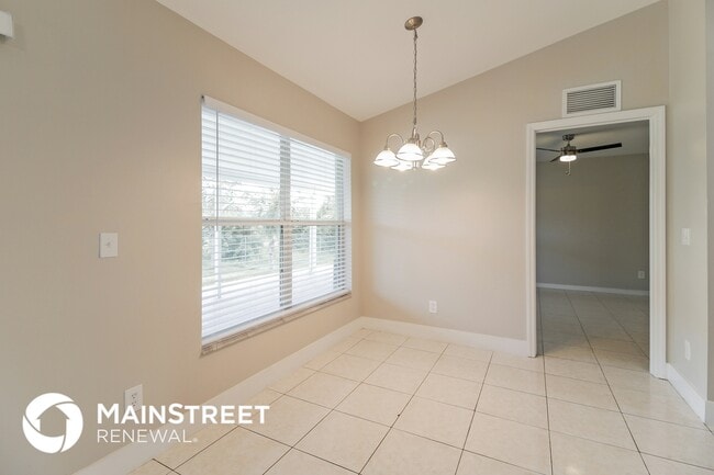 Photo - 3318 34th St SW