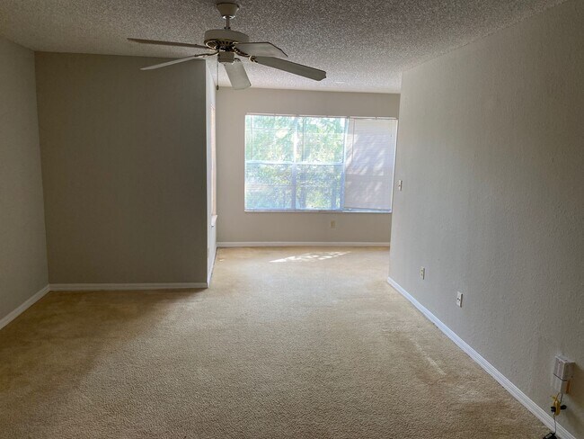 Photo - Venetian Place - 1323 Unit 1323
