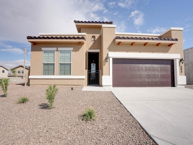 Photo - 392 Frodsham St