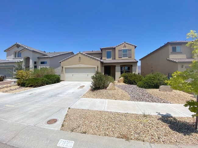 Building Photo - Gorgeous 4bed/3.5bath with 2 Master Bedrooms! Rental