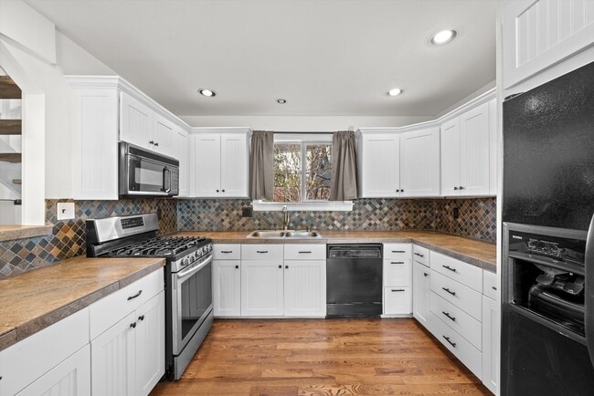 Photo - 5401 N Wagonwheel Trail