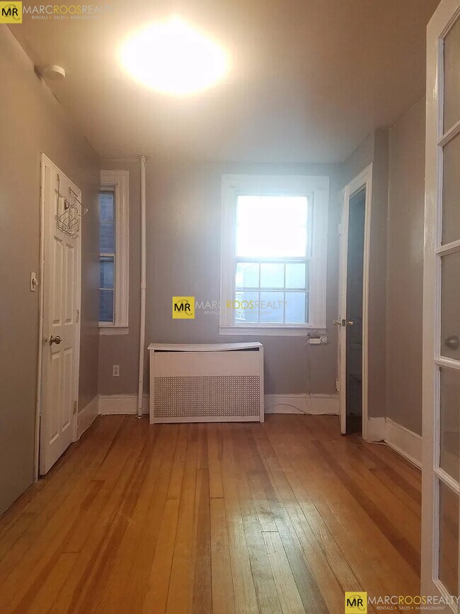 Photo - 14 Melrose St Unit 2