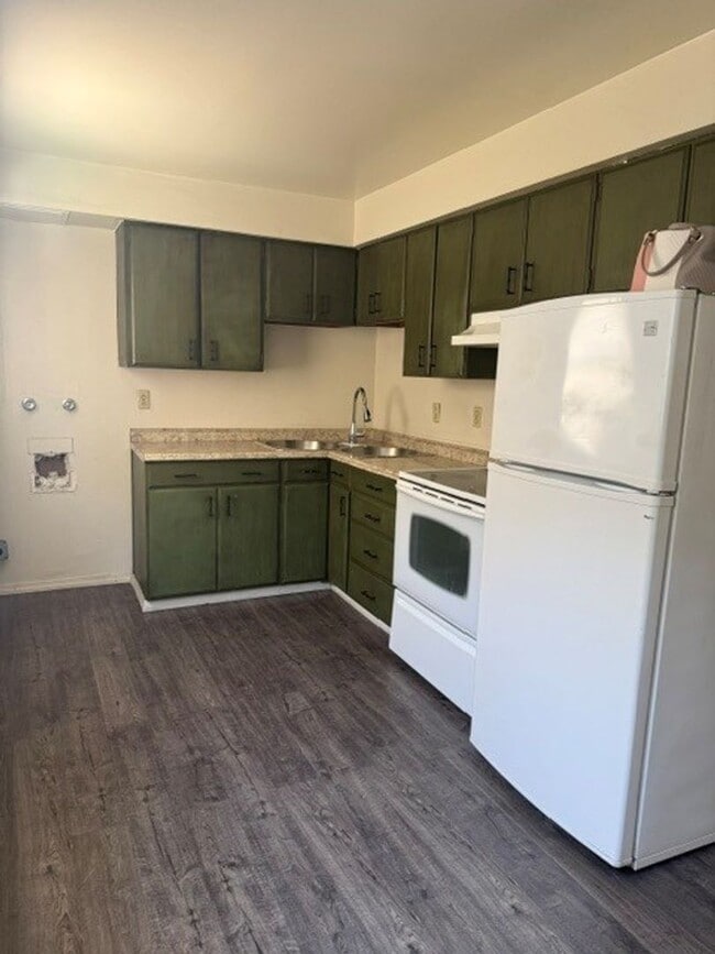Photo - Light and Bright Two bedroom One bath Condo on the West side of Carson