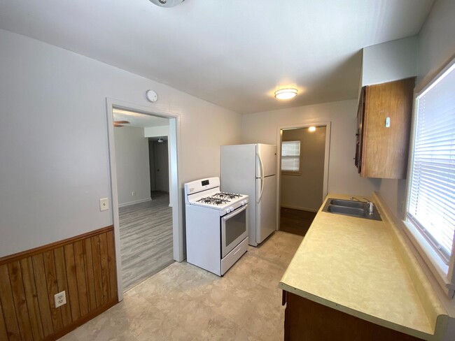Photo - 3 Bedroom, 2 Bath Home, Available Now!