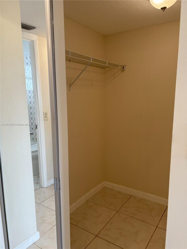 Photo - 4140 NW 44th Ave Unit 411