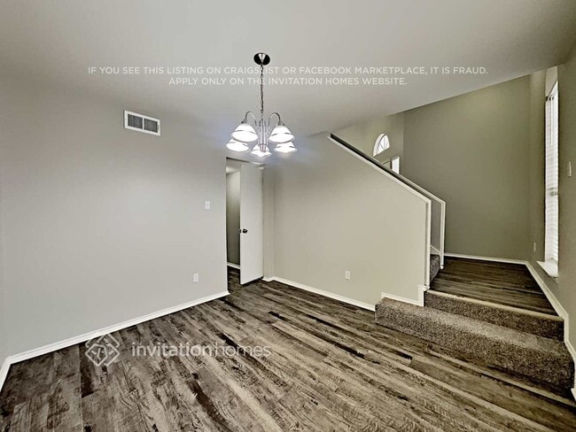 Photo - 649 Lake Bluff Dr