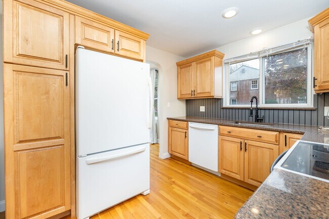 Photo - 43 Arnold Way Unit 43