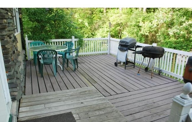 Photo - 165 Daniels Rd