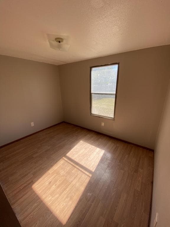 Photo - 4005 Hilltop Dr
