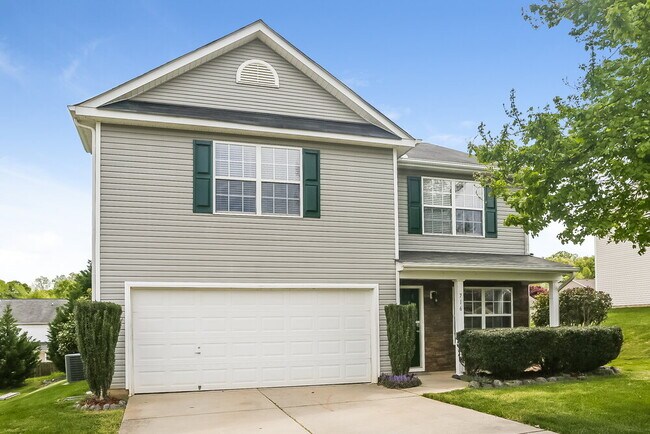 Photo - 716 Overlook Rd
