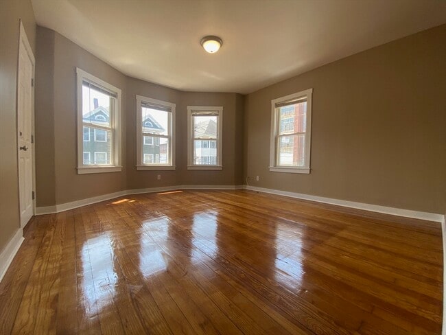 Photo - 179 Deane St Unit 2