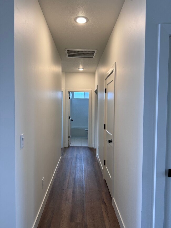 sala de invitados - 4404 W 300 N