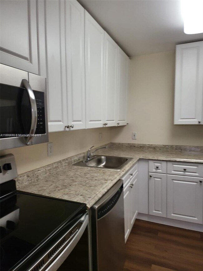 Photo - 21121 SW 85th Ave Unit 311