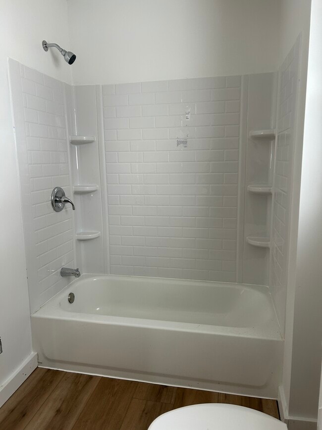 Photo - 321 Adolph St Unidad 2