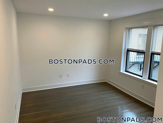 Photo - 11 Peterborough St Unit 21