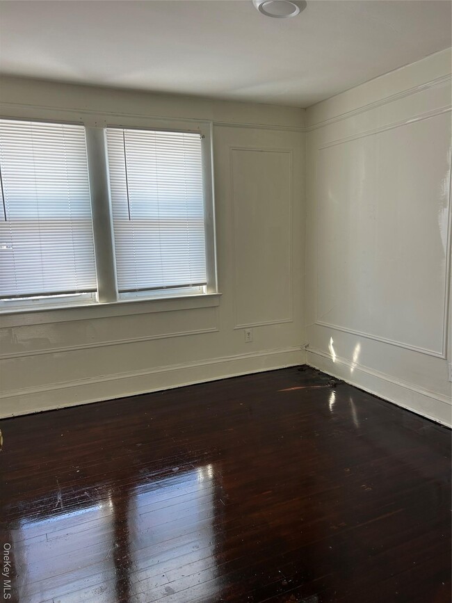 Photo - 139 Derby St