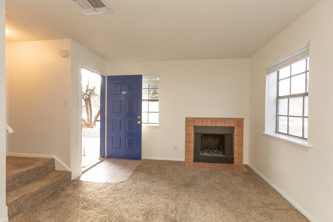 Photo - La Mesa Pearl