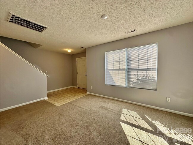 Photo - 5787 Dove Point Dr SW