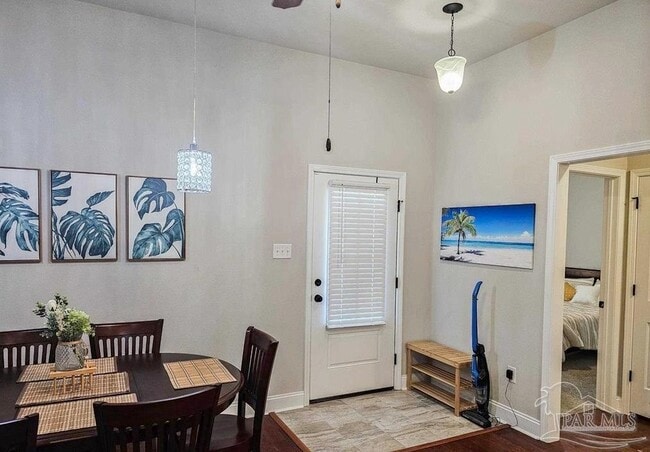 Photo - 8881 Bellawood Cir