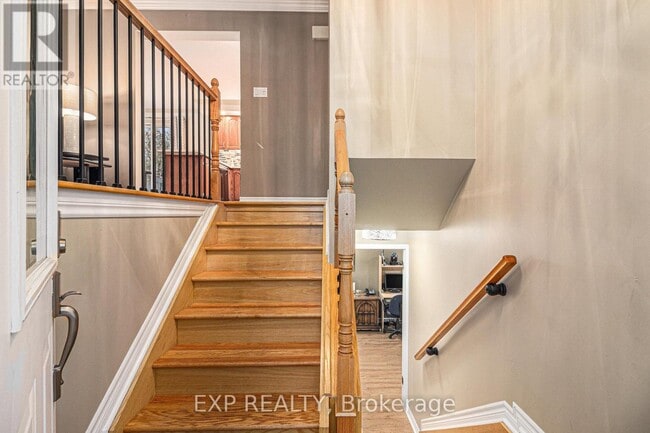 Photo - 2 Castlebeau St